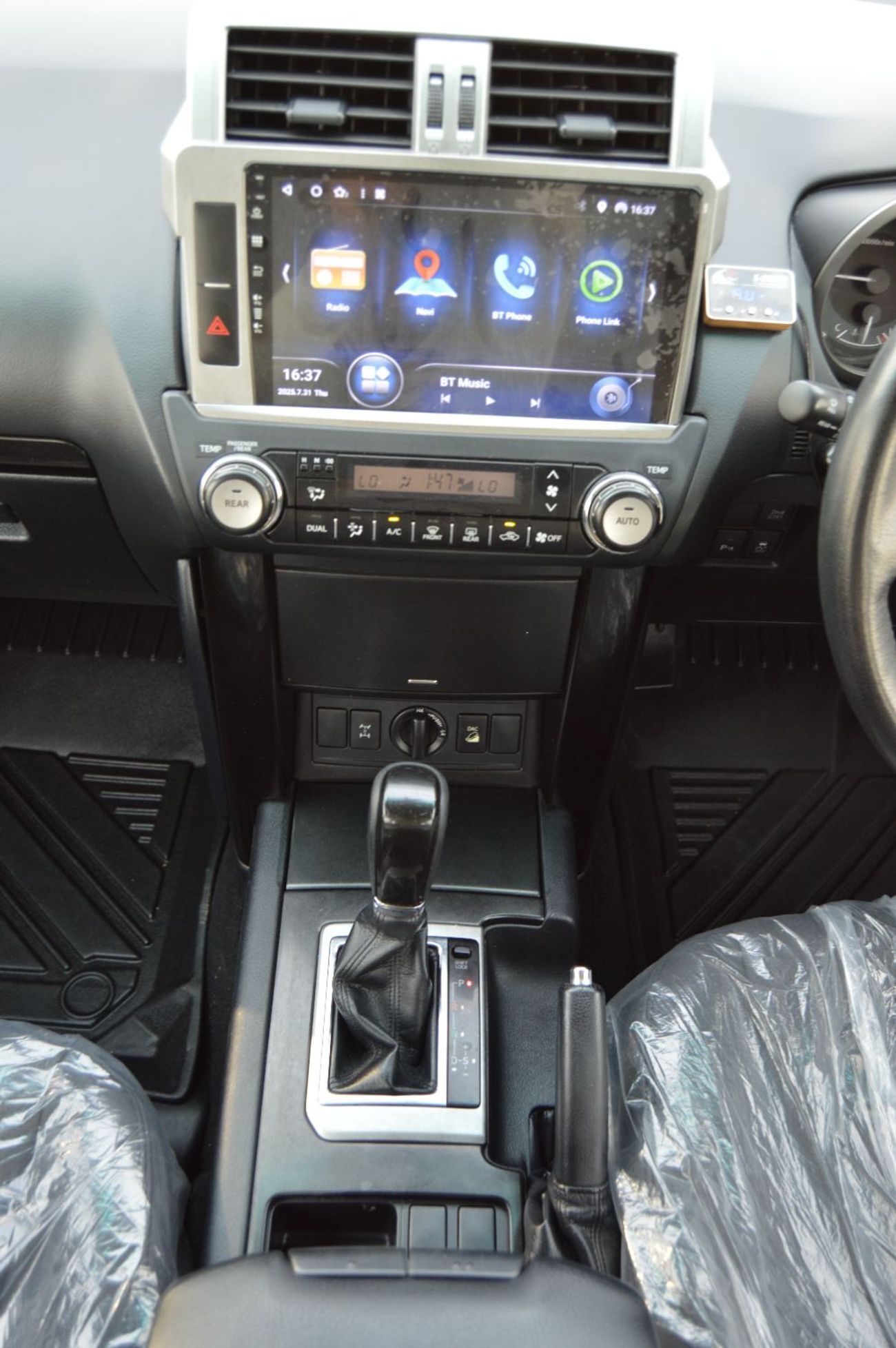 تويوتا لاند كروزر Toyota Land cruiser Prado Model: 2014, perfect inside and outside