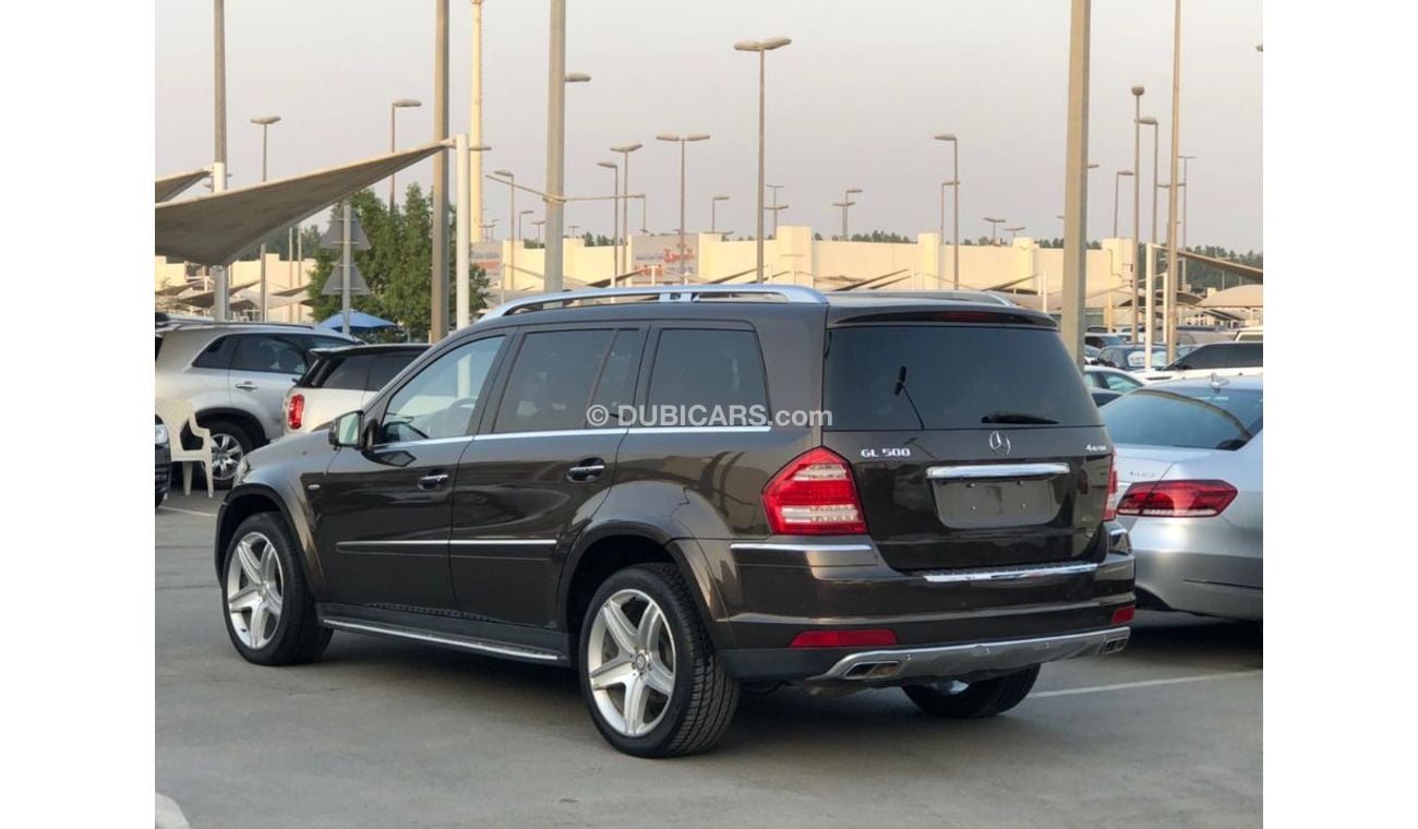 Mercedes-Benz GL 500 Type: Mercedes GL500  Model: 2012  Specifications: GCC, full specifications, cruise control, full el