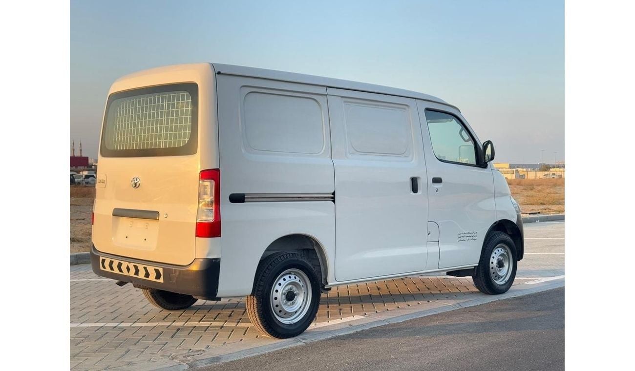 Toyota Lite Ace Toyota Lite Ace 2023(1.5L) manual gear, Van petrol,included vat