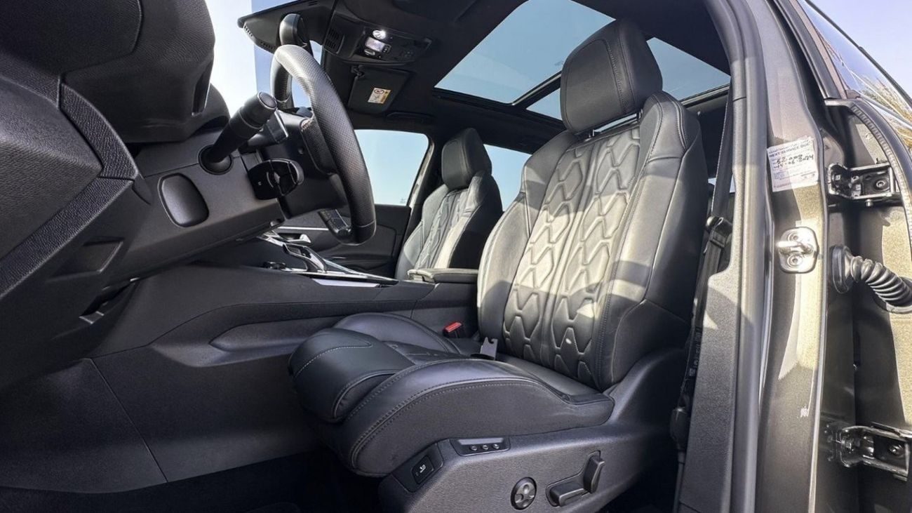 Peugeot 3008 GT LINE GCC 1.6T Full Service History Under Warranty