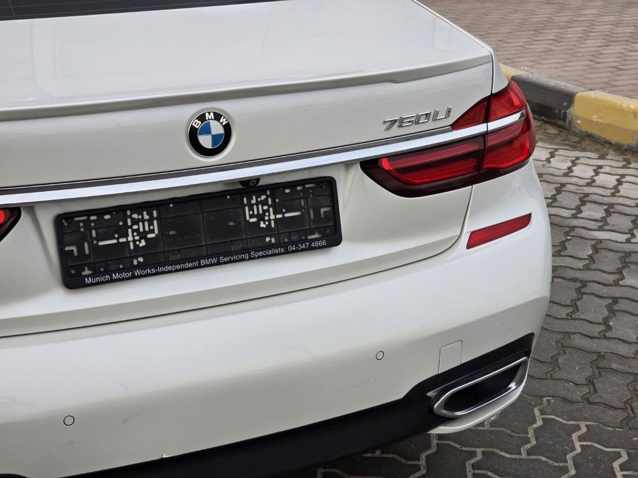 BMW 730Li Exclusive 2.0L BMW 730LI 2018 GCC ACCIDENT FREE // PERFECT CONDITION IN SIDE OUT SIDE