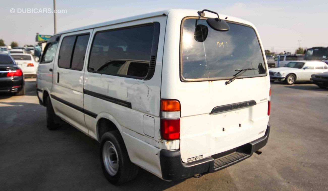 Toyota Hiace 08558