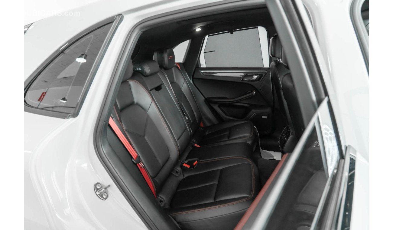 Porsche Macan 2017 Porsche Macan GTS / Full-Service History / Two Years ARM Service Pack