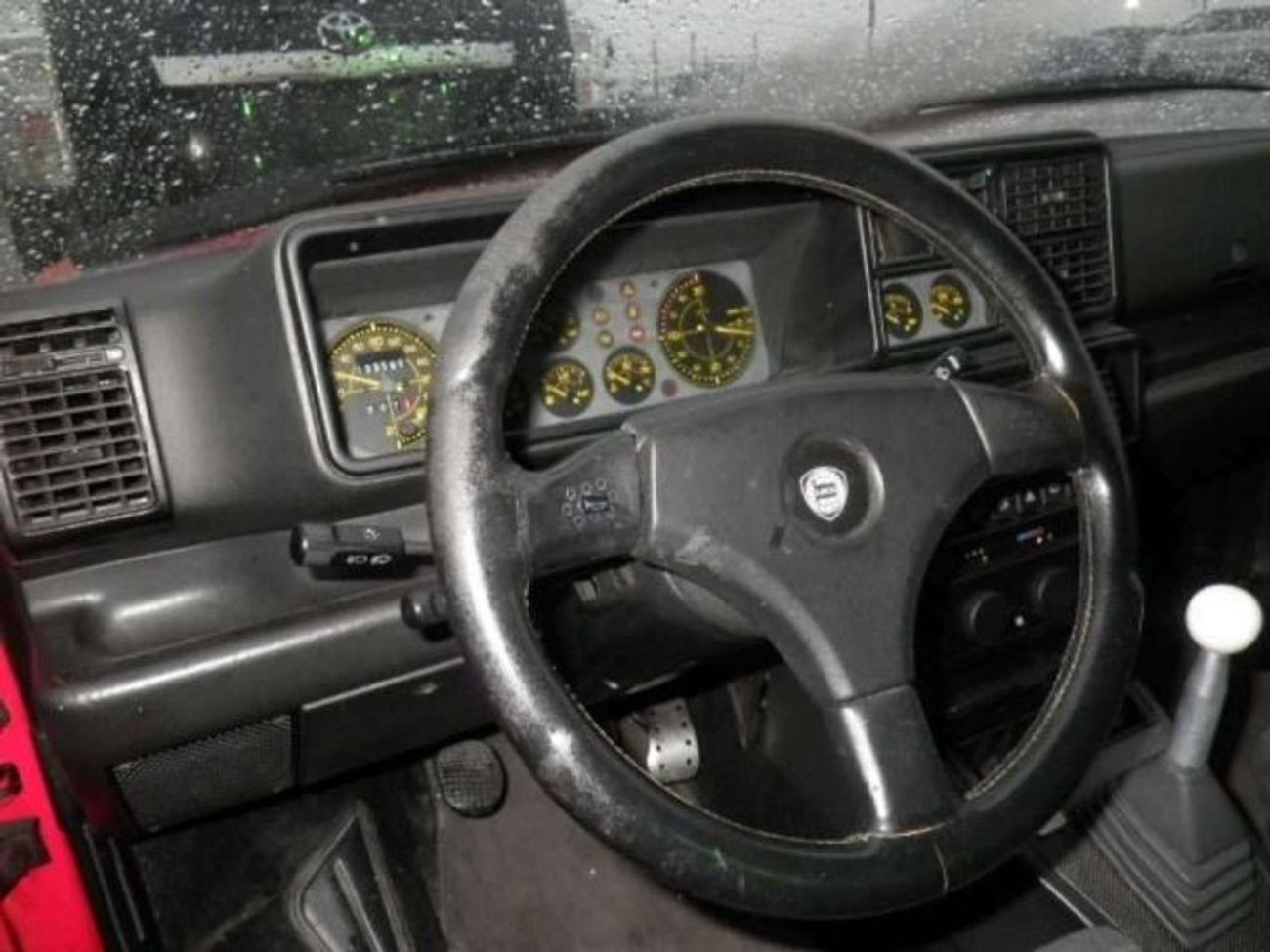 Lancia Delta Available in Japan