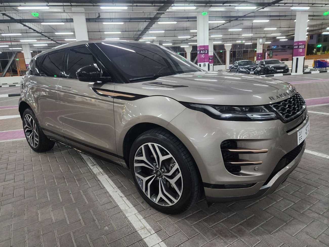 Land Rover Range Rover Evoque P200 R-Dynamic HSE 2.0L