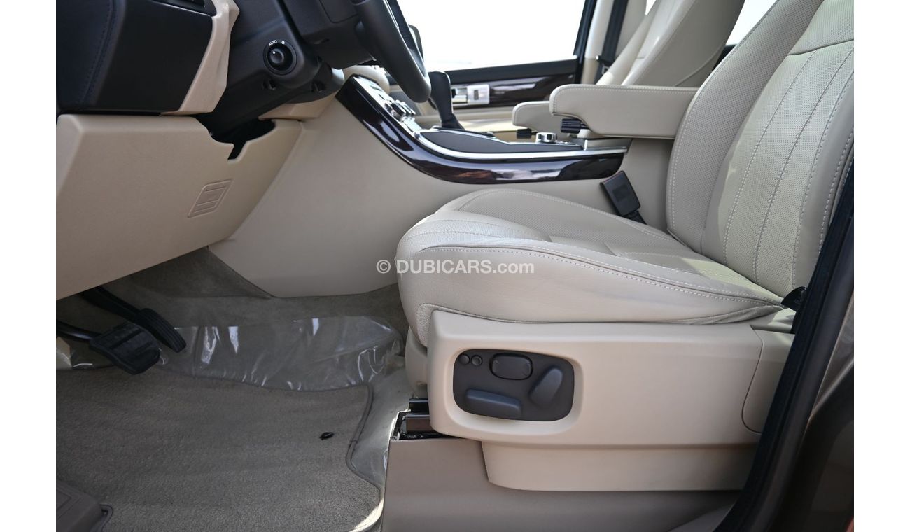 Land Rover Range Rover Sport Range Rover Sport Supercharged HST 5.0L Petrol, V8, SUV, AWD, 5Doors Color: Gold Model: 2011