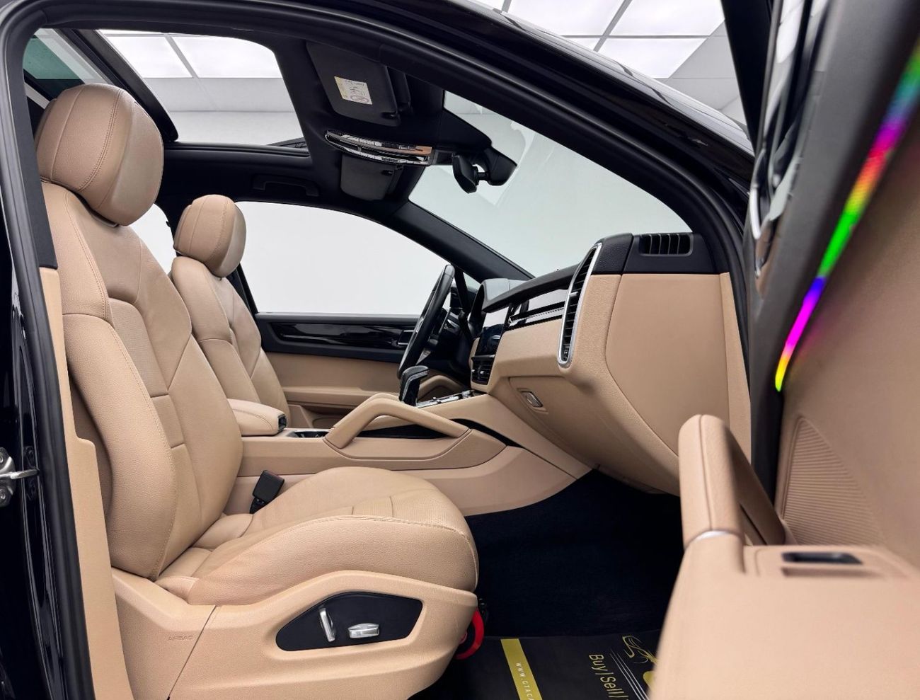 Porsche Cayenne Std 3.0L (340 HP) 2018 Porsche Cayenne, Oct 2025 Porsche Warranty, Full Porsche Service History, Ful