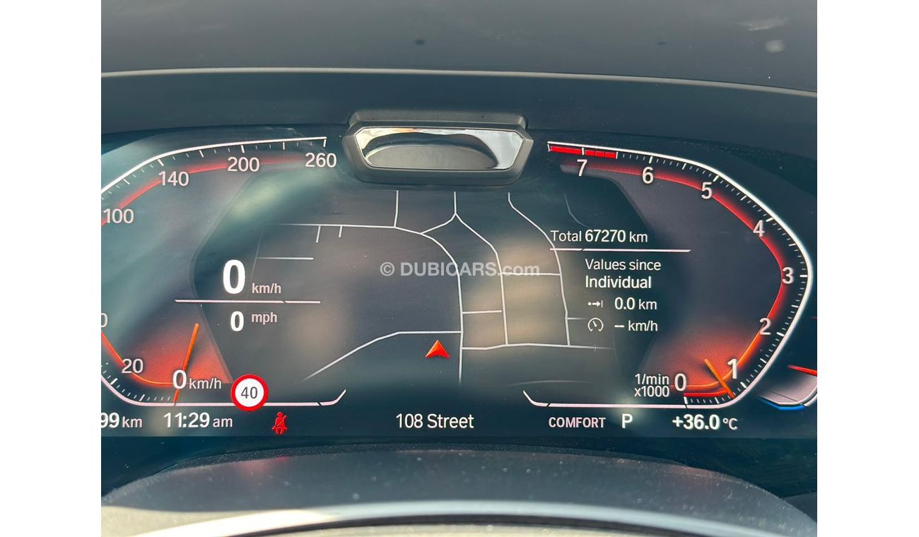 BMW X7 Bmw X7 XDrive 40i M kit Head-Up Display  Full Option Panoramic  GCC Service contract  Under warranty