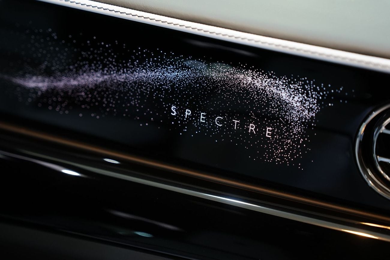 Rolls Royce Spectre STD , Bespoke Audio, Illuminated Grille, Starlight, Dealer Warrr + Serv!!