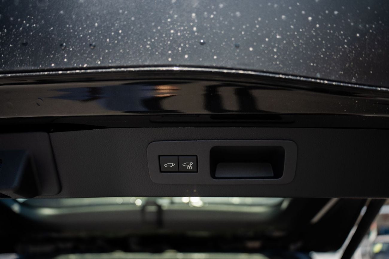 Lexus LX 700h Lexus LX 700h 2026 Signature 3.5L AT Hybrid 07 Seaters