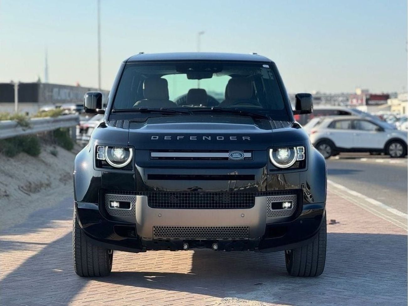 Land Rover Defender LAND ROVER DEFENDER 6 CYLINDER 3.0L 2025