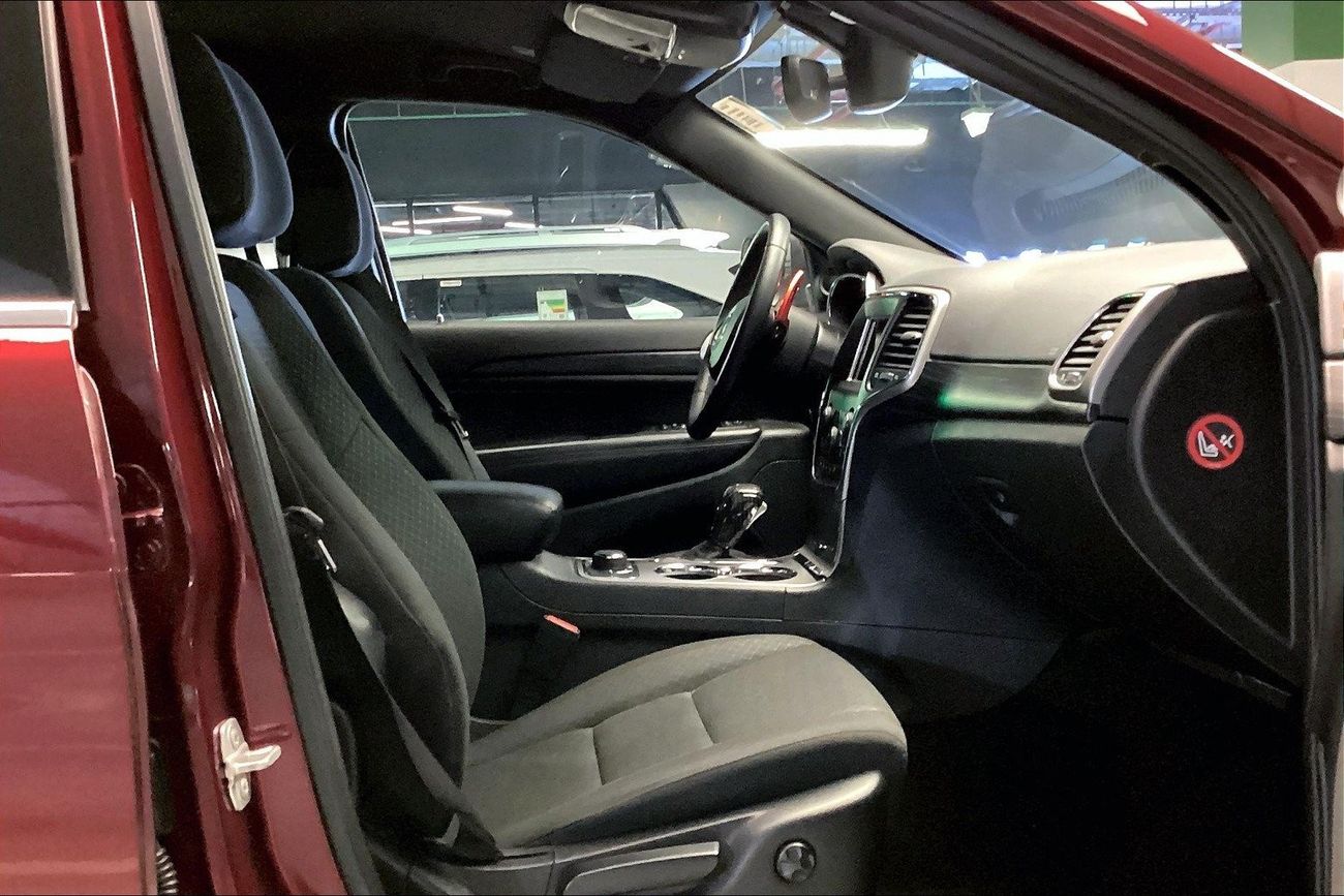 Jeep Grand Cherokee Laredo | Guaranteed Warranty | 0 Down Payment