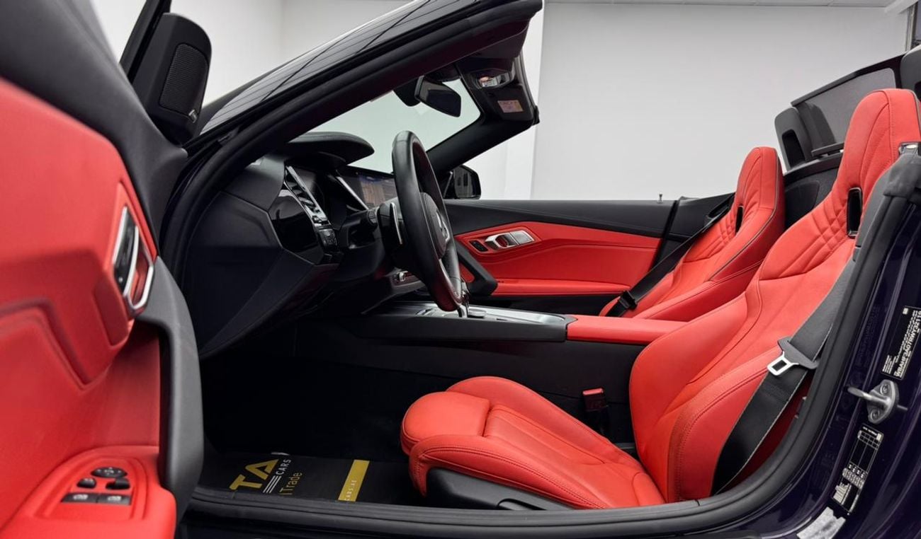 بي أم دبليو Z4 sDrive 30i 2.0L 2024 BMW Z4 sDrive30i, BMW Warranty+Service Contract+Full Service History, GCC