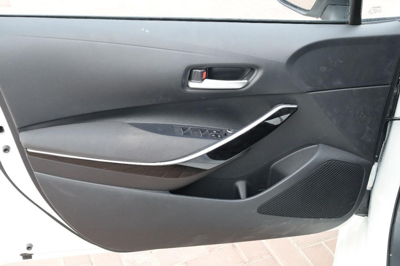 Toyota Corolla toyota corolla elite 1.8L hybrid full option