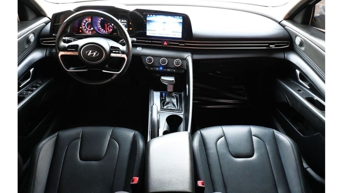 هيونداي افانتي هيونداي افانتي 2021 وارد كوريا ميد اوبشن بحالة ممتازة من الداخل والخارج