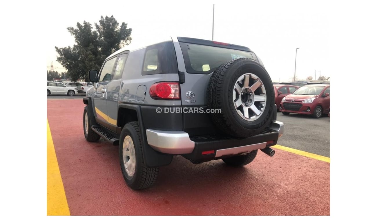 تويوتا إف جي كروزر إف جي كروزر 4.0 لتر دفع رباعي موديل 2021 بنظام صوت جي بي إل بوصلة للتصدير فقط