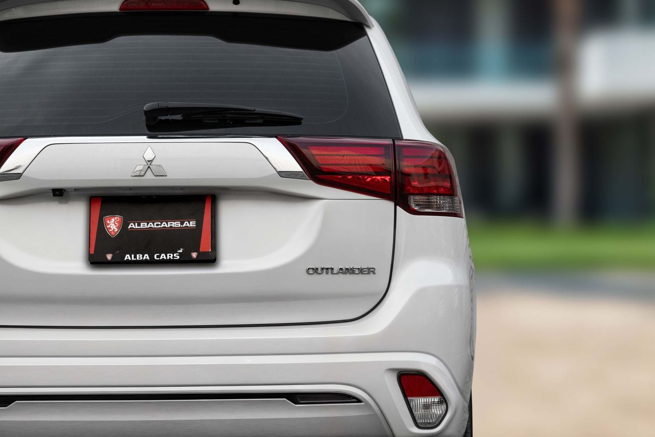 Mitsubishi Outlander Outlander Standard | 1,078 P.M | 0% Downpayment | Warranty | Low KM | Pristine!