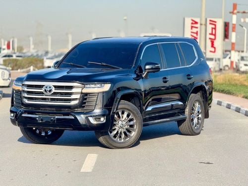 تويوتا لاند كروزر Toyota Land Cruiser model 2016 V8 fuel petrol