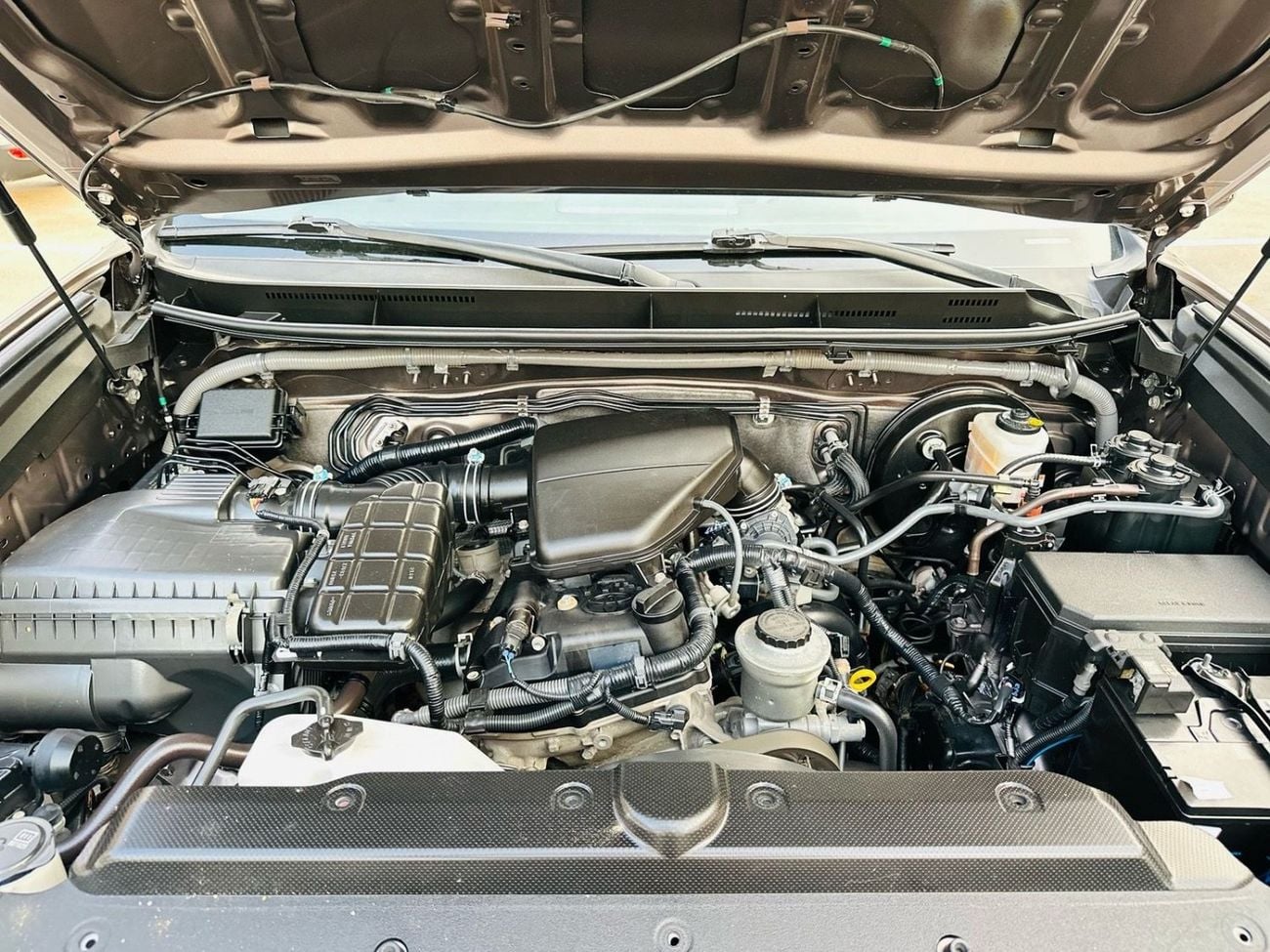 تويوتا برادو VXR 2.7L 4WD