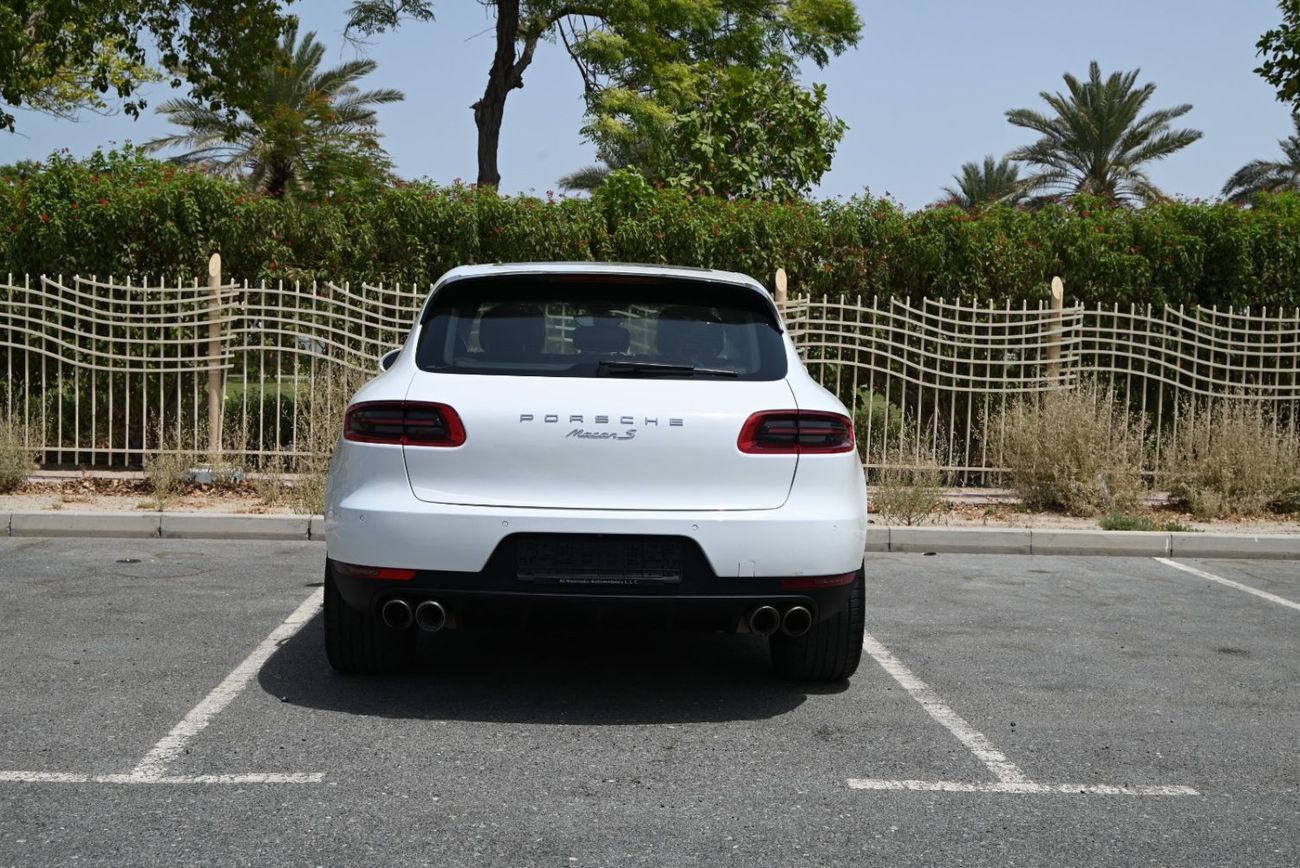 Porsche Macan S 2.9L (375 HP) BEST DEAL 0% DP - AGENCY MAINTAINED - PORSCHE MACAN S WITH PANORAMIC ROOF - RED INTE