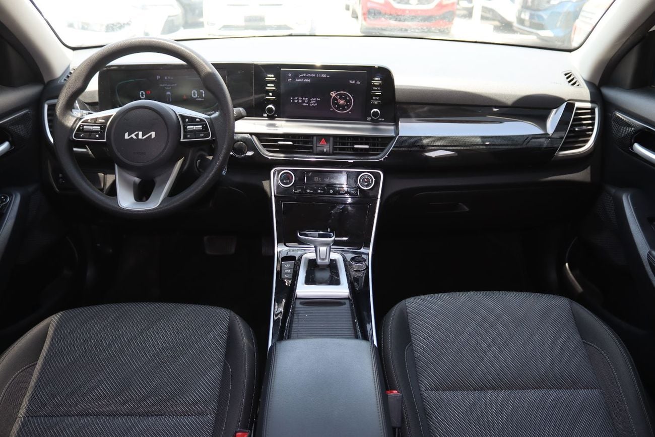 كيا سيلتوس كيا سيلتوس 2024 - خليجى - بمحرك 1.6L بدون حوادث - بحاله ممتازه من الداخل والخارج