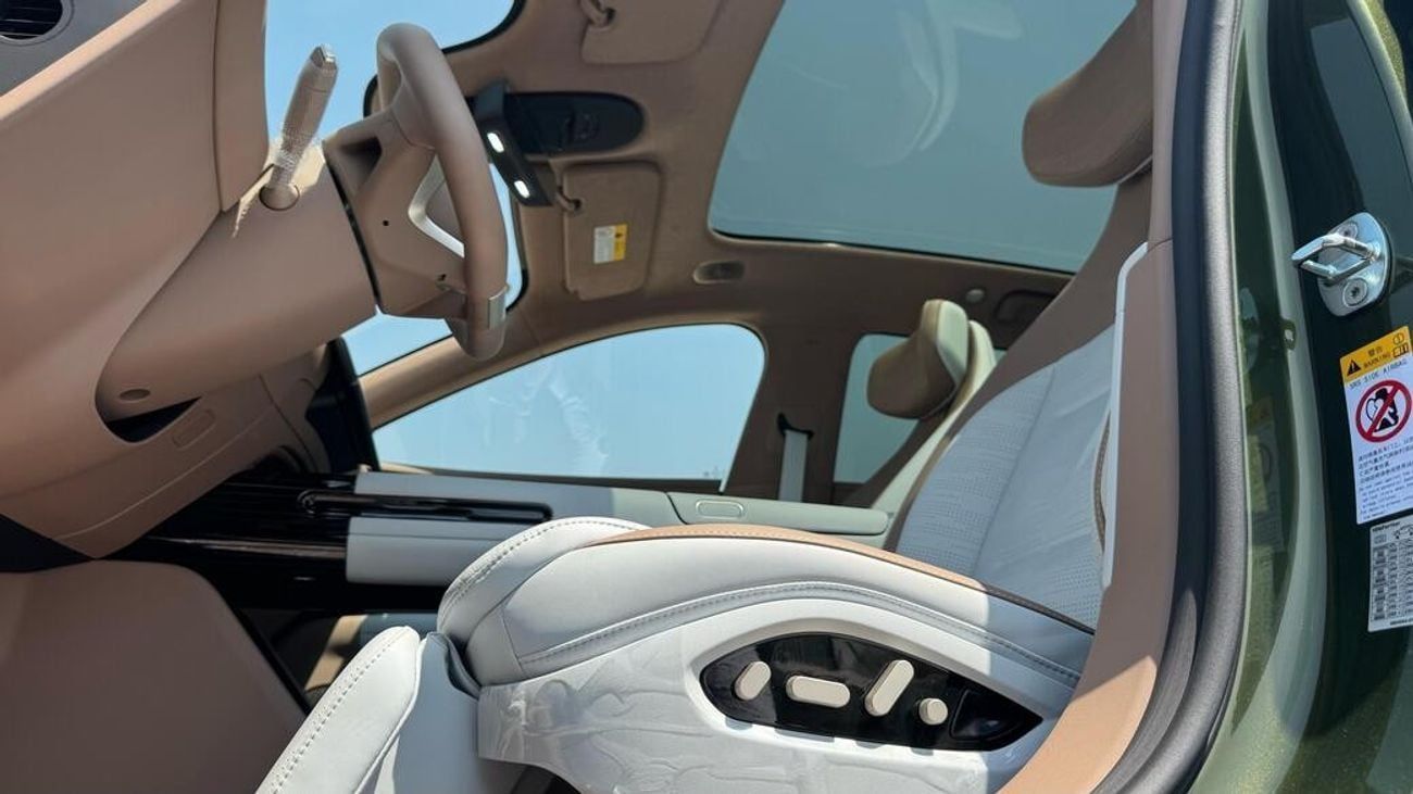 أفاتر 07 Avatr 07 2024/Available Finance And Warranty /20%Down Payment/3000AED Monthly Payment