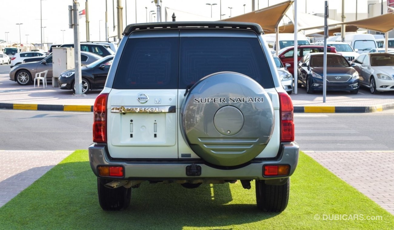 Nissan Patrol Super Safari