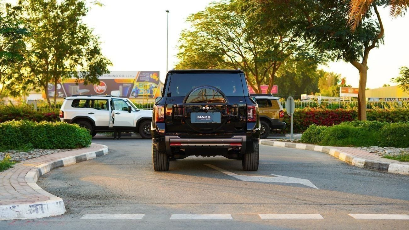 بي واي دي ليوبارد 8 BYD LEOPARD 8 FLAGSHIP / 7 SEATS / 2.0L HYBRID (PLUG-IN) / 939 HP / WARRANTY (10 YEARS)