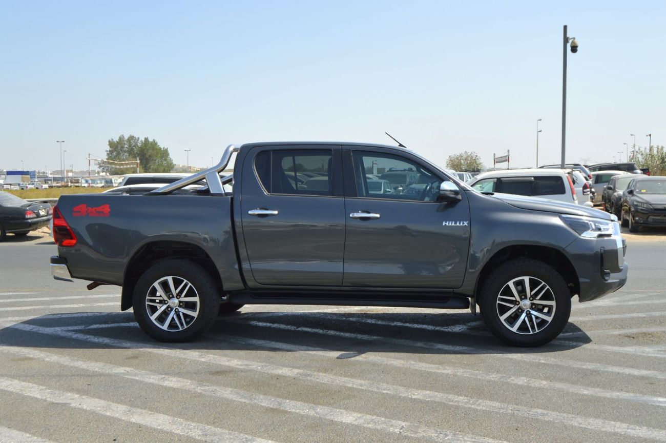 Toyota Hilux Double cabin 2.8L, perfect inside and outside