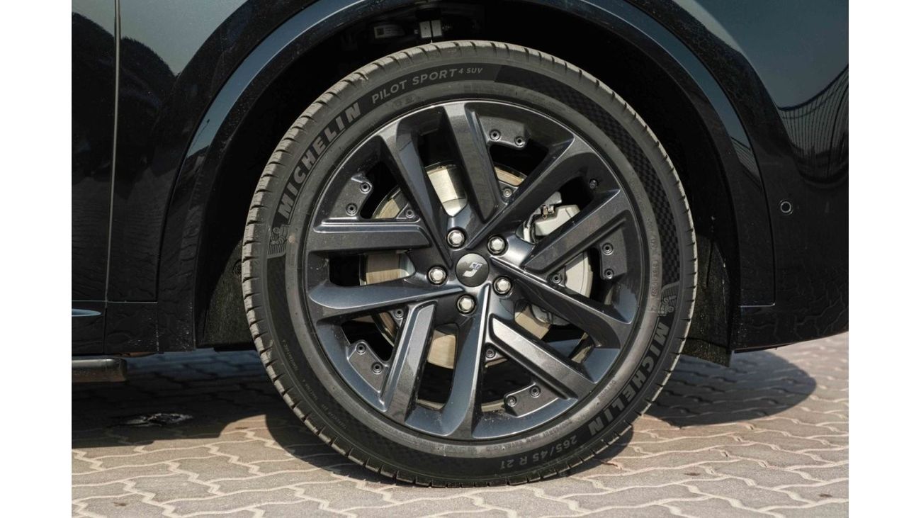 Li Auto L9 2024 Li Auto L9 ULTRA 1.5 - Black inside Black & Orange | Export Only