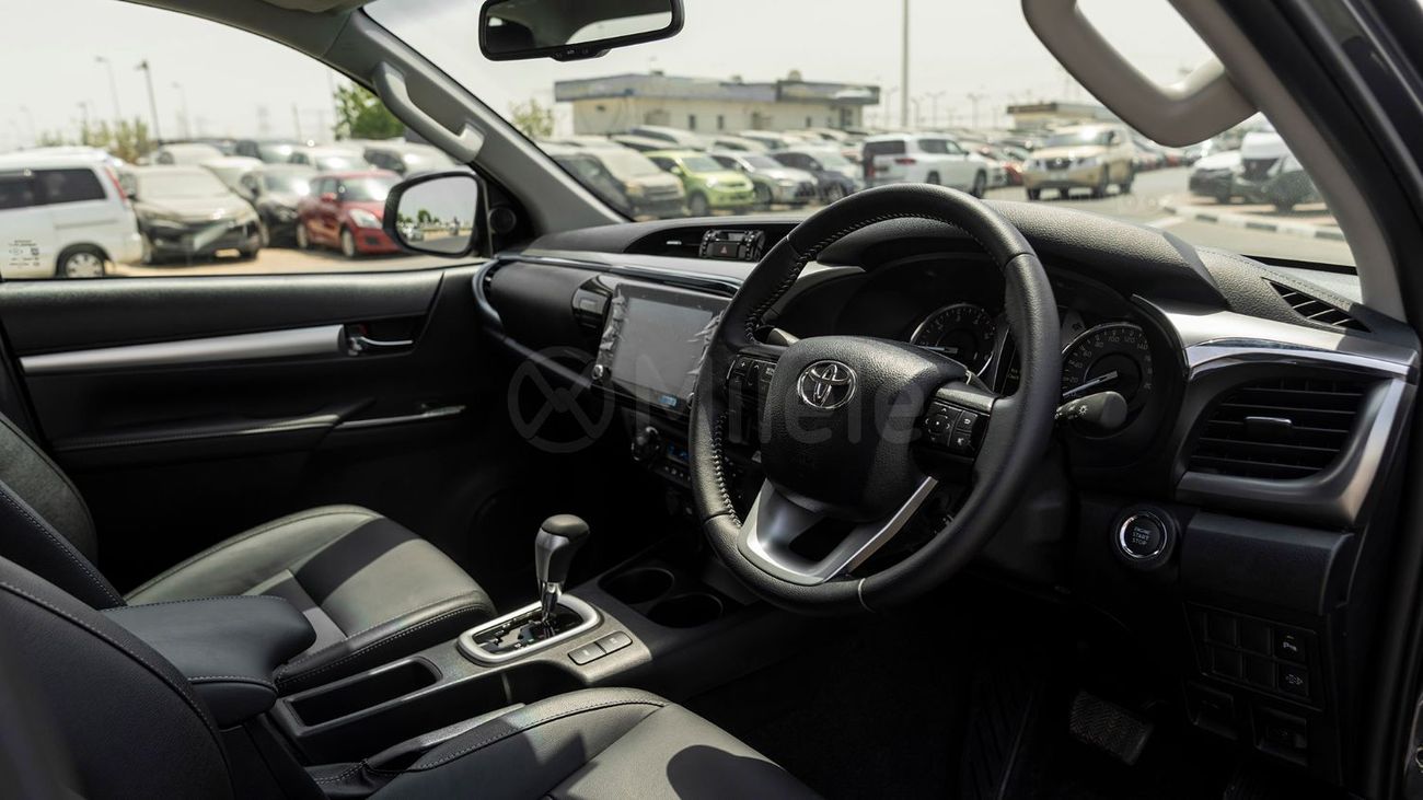 تويوتا هيلوكس (RHD) TOYOTA HILUX DC | EXPORT ONLY