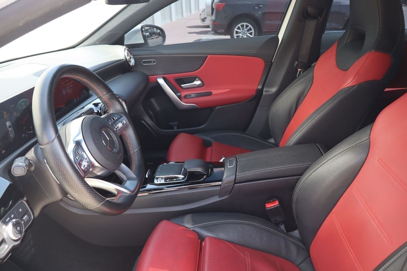 مرسيدس بنز A 250 Std 2.0L (224 HP)