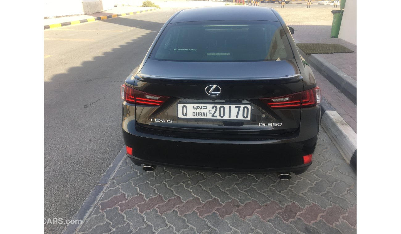 Lexus IS350