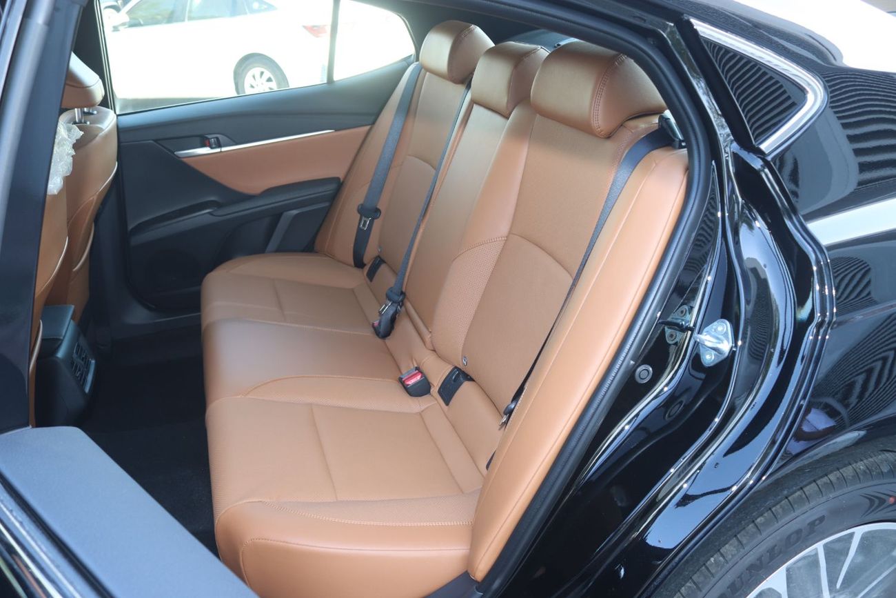 تويوتا كامري 2026 Model Toyota Camry GLE, 2.5L Petrol 2WD A/T