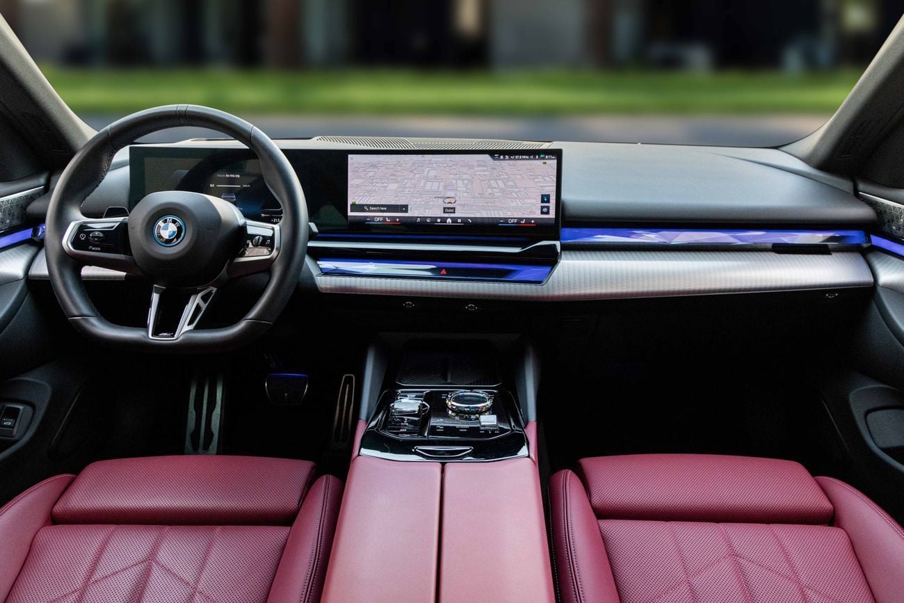 بي أم دبليو i5 I5 eDrive40 M Sport | 4,230 P.M | 0% Downpayment | I5 M SPORT | AGENCY WARRANTY/SERVICE | Ramadan Of