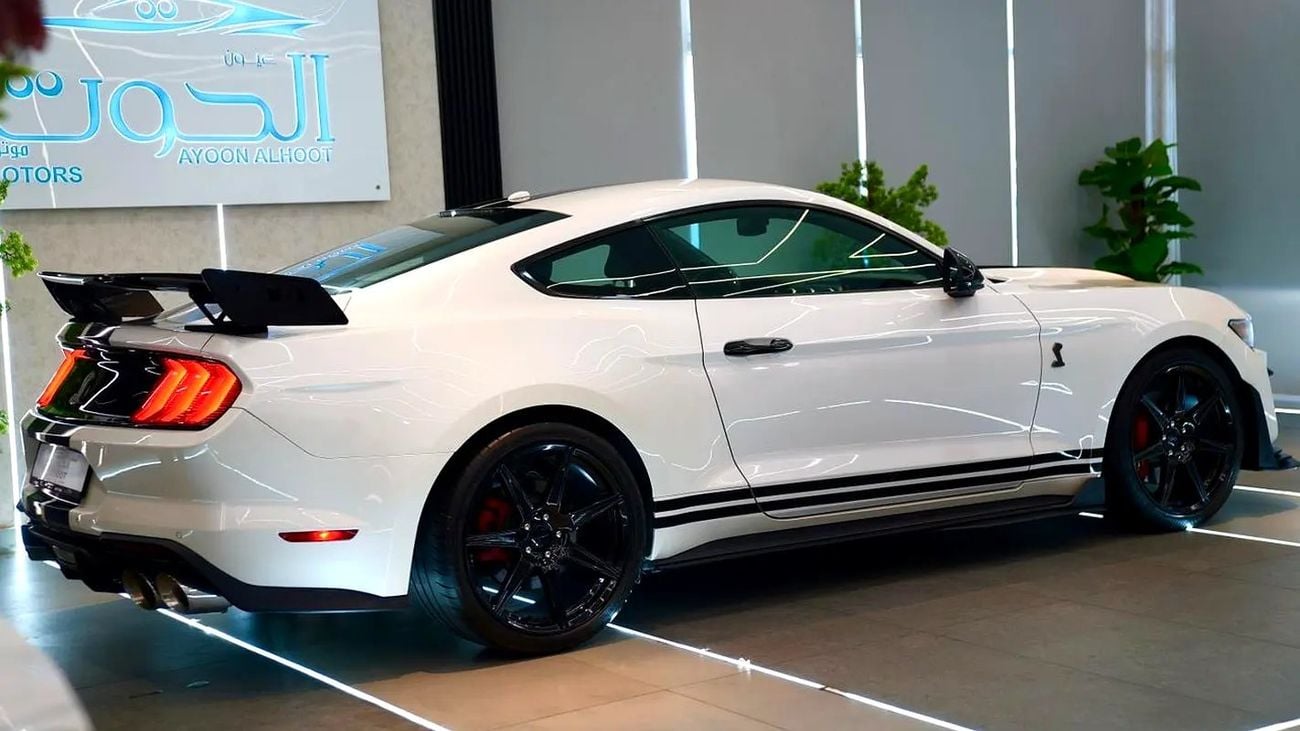 Ford Mustang GT Premium 5.0L V8