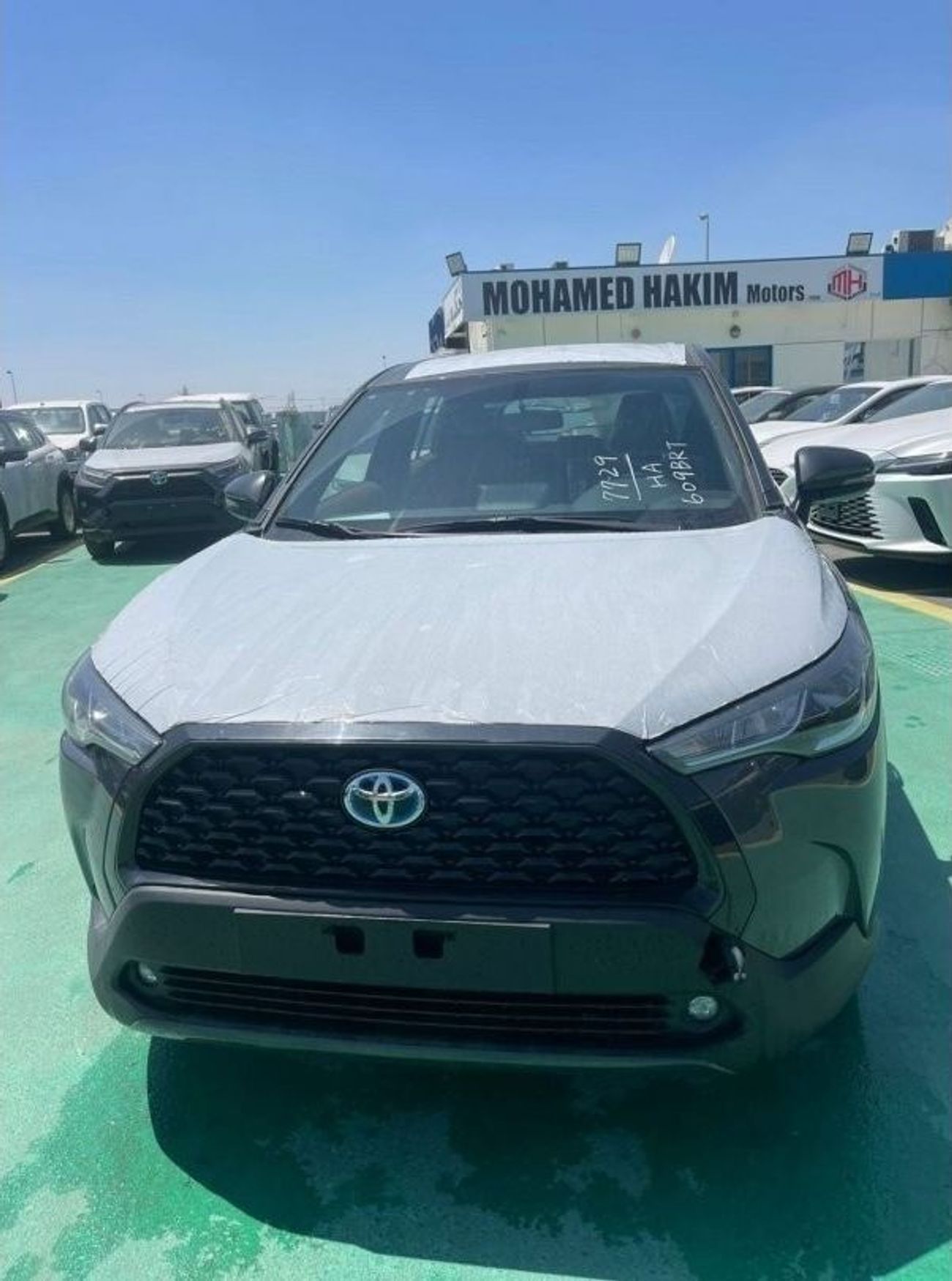 تويوتا كورولا كروس 2023 TOYOTA COROLLA CROSS 1.8L Hybrid Automatic Zero KM