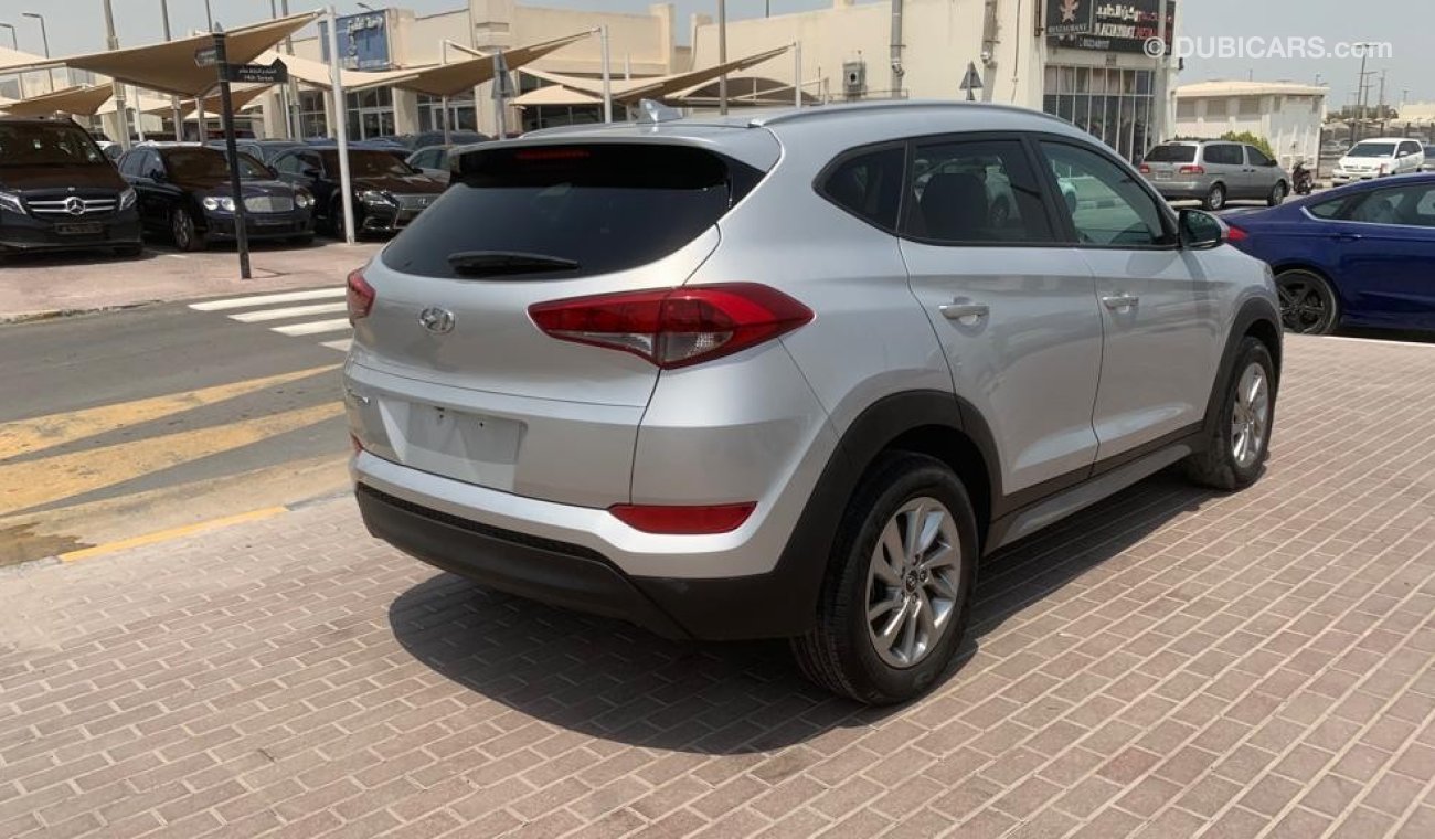 Hyundai Tucson GL Clean Title