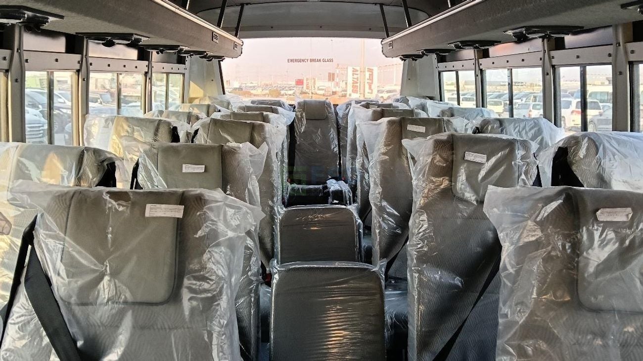 SML Isuzu S7 Bus SML Isuzu S7 Bus 47 Seater A/C MY-2026