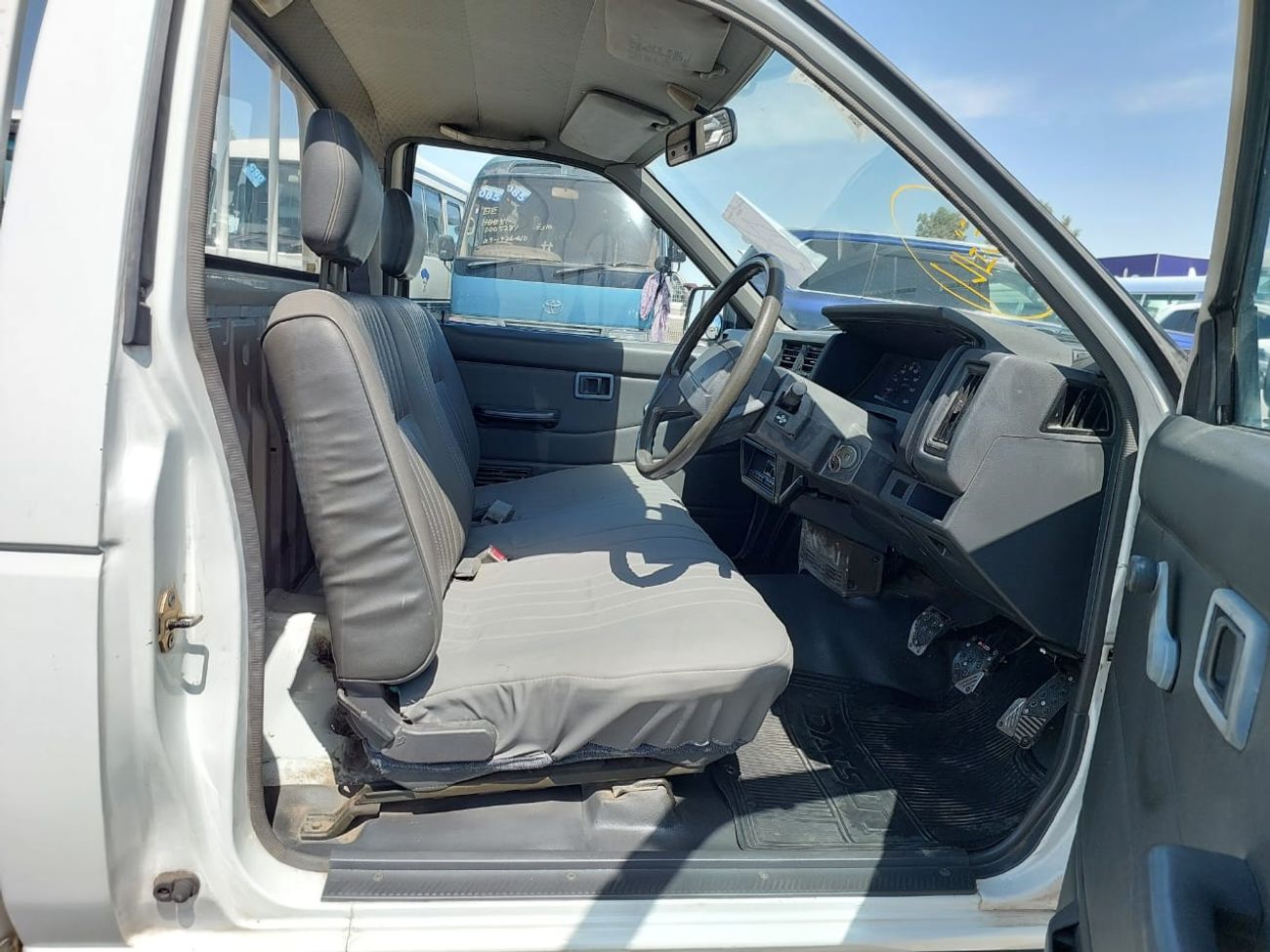 Nissan Pickup NISSAN DATSUN PICKUP RHD 1993 MODEL 1.6 L PETROL MANUAL(PM27395)