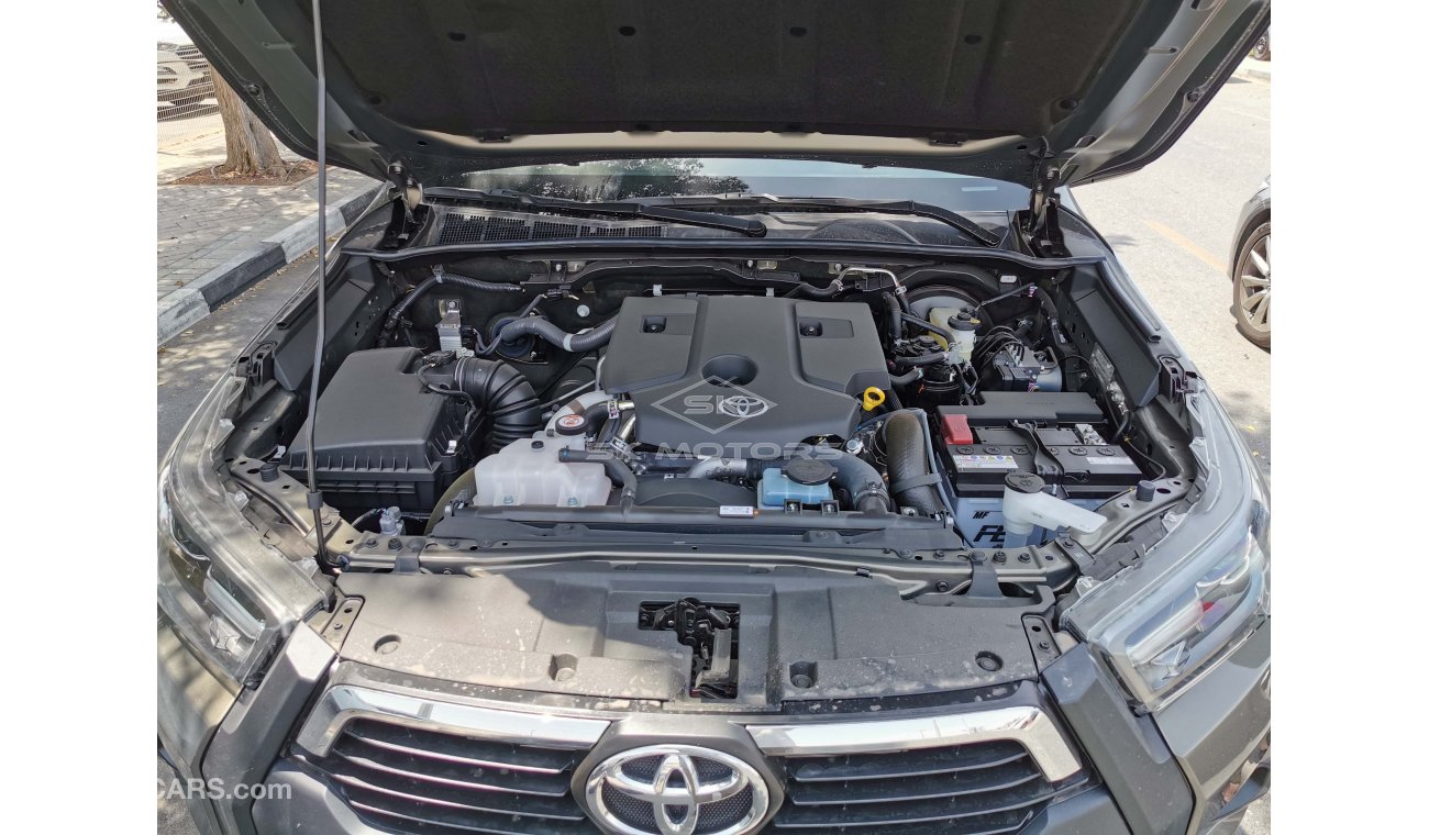 Toyota Hilux 2.8L, Diesel, Manual, Rear Camera, Drive Mode, DVD, Rear A/C, Hill Descent Control (CODE#THAD10)