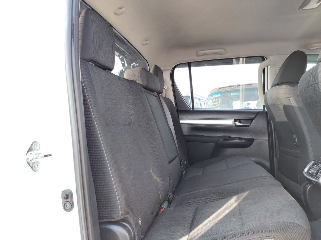 Toyota Hilux TOYOTA HILUX PICK UP RHD 2019 MODEL 2.8 L DIESEL AUTOMATIC(PM21706)