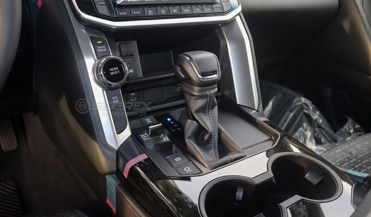 تويوتا لاند كروزر 2026 Model Toyota Land Cruiser (LC300) GXR, 3.5L Petrol 4WD 10A/T