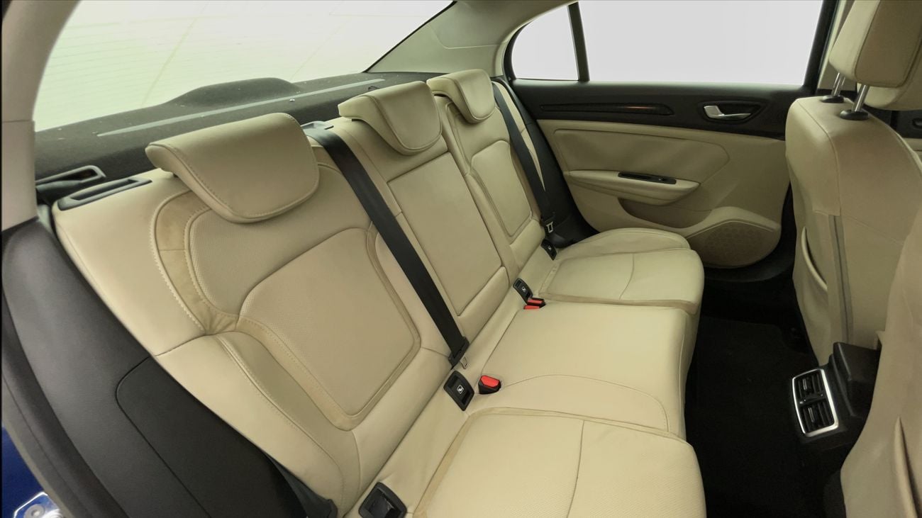 Renault Megane LE 1.6 | Zero Down Payment | Home Test Drive