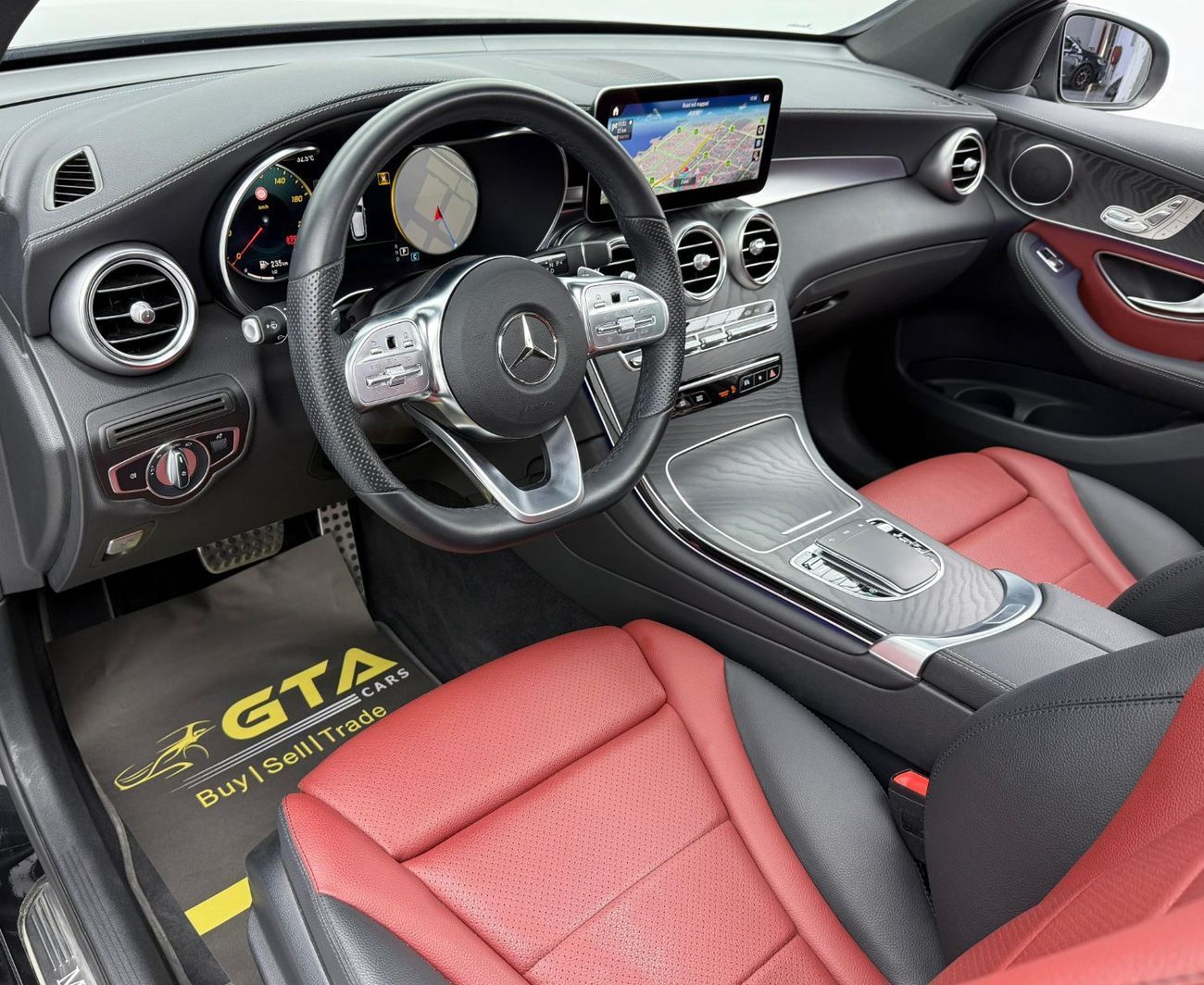 Mercedes-Benz GLC 200 4Matic 2022 Mercedes-Benz GLC200 AMG 4MATIC, Warranty, Full Service History, Very Low Km, GCC