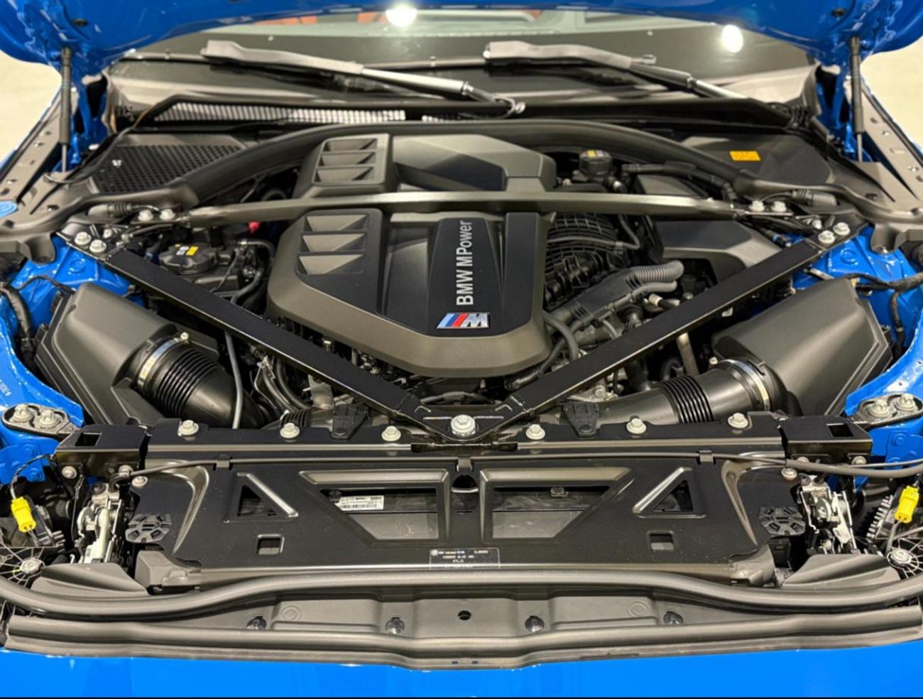 بي أم دبليو M4 Competition Xdrive