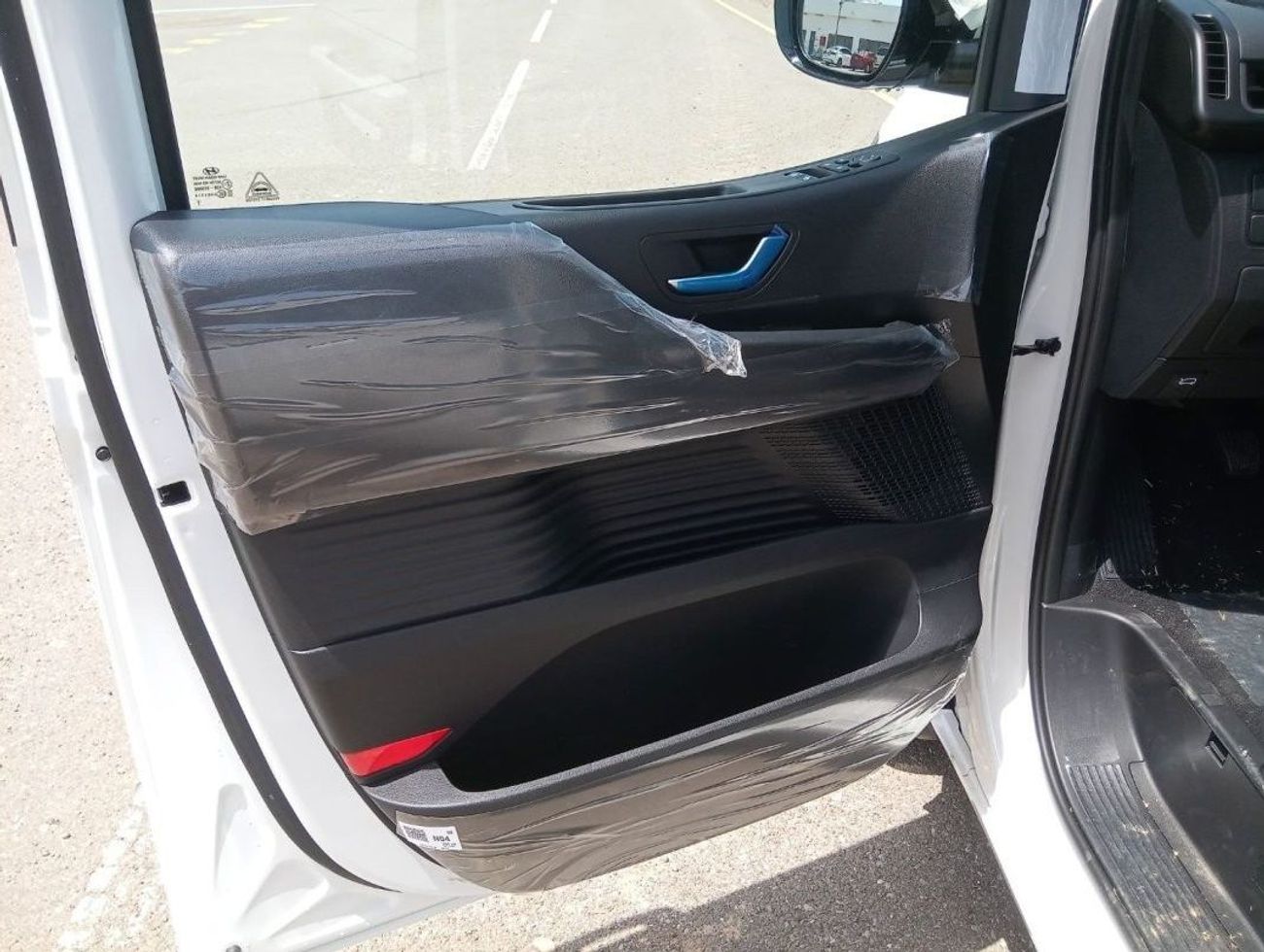 هيونداي ستاريا Hyundai Staria 3.5L DSL 11 STR MT