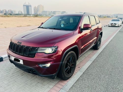 جيب جراند شيروكي limited