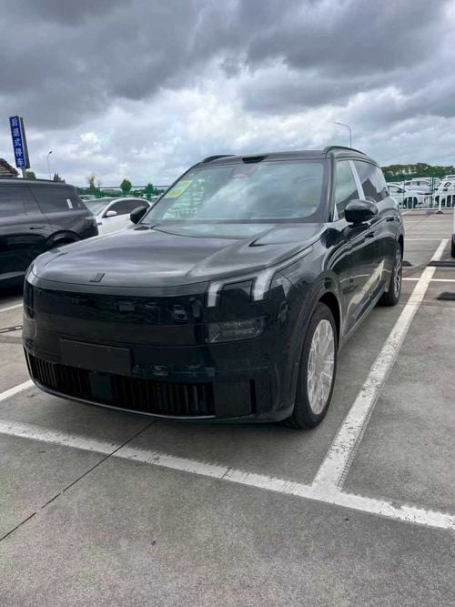 Lynk & Co 900 FLAGSHIP Lynk &co 900 ultra