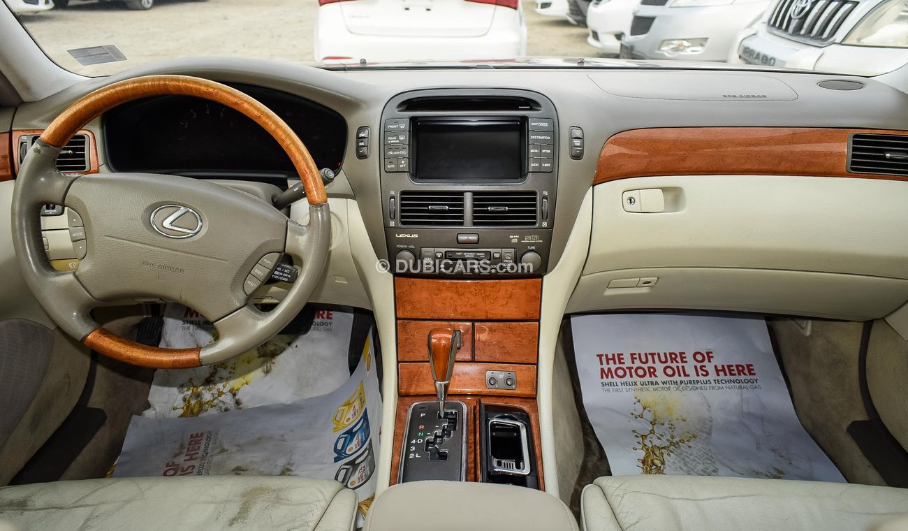 02 Ls430 Used Lexus LS430 2002 for sale in Sharjah - 190653